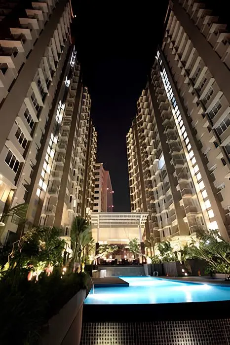 Middle View - Grand Aston Hotel