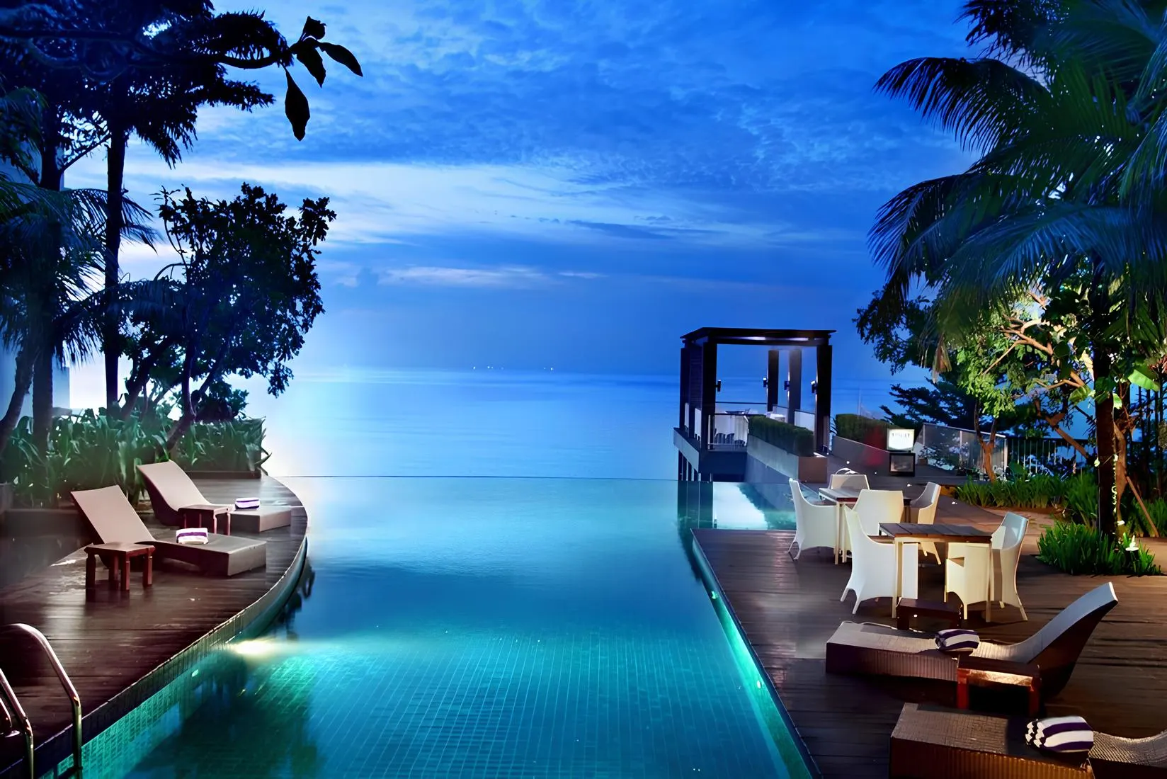 Pool - Grand Aston Hotel