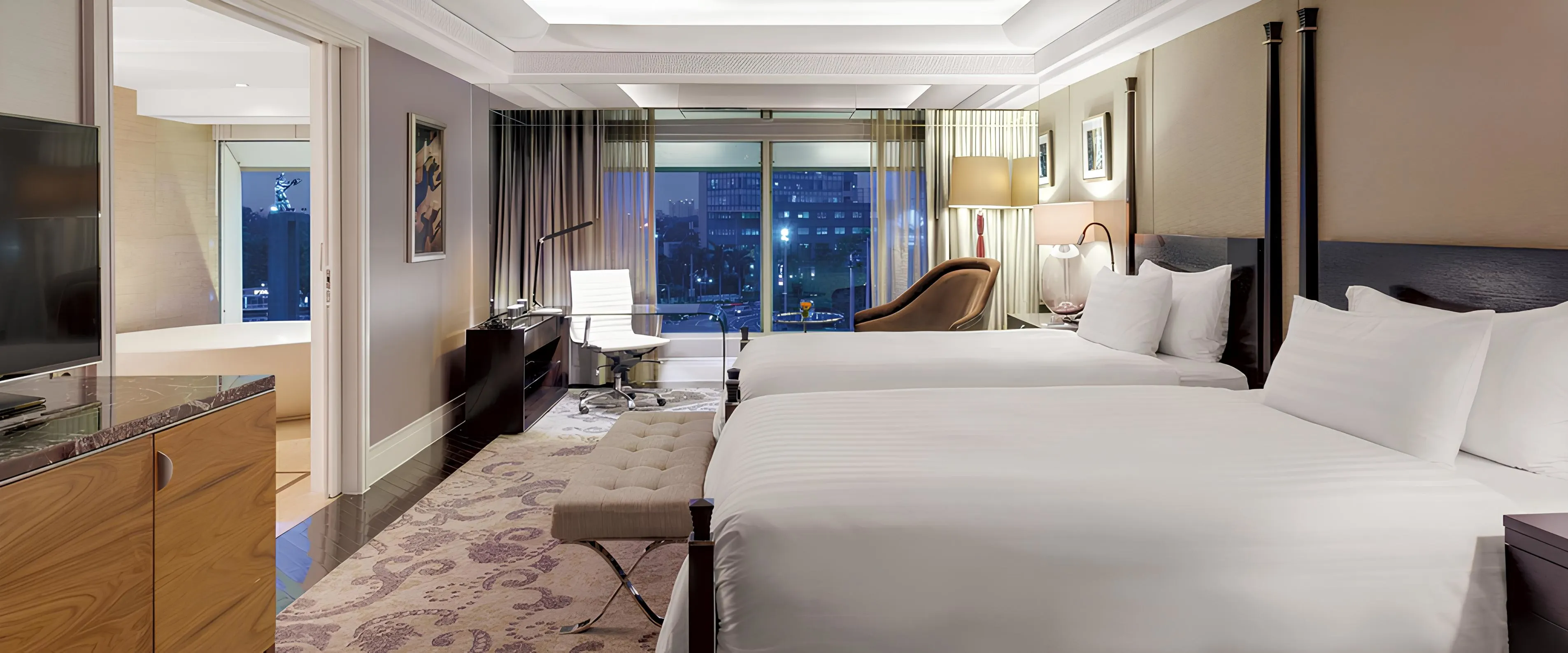 Hotel Room - Hotel Indonesia Kempinski